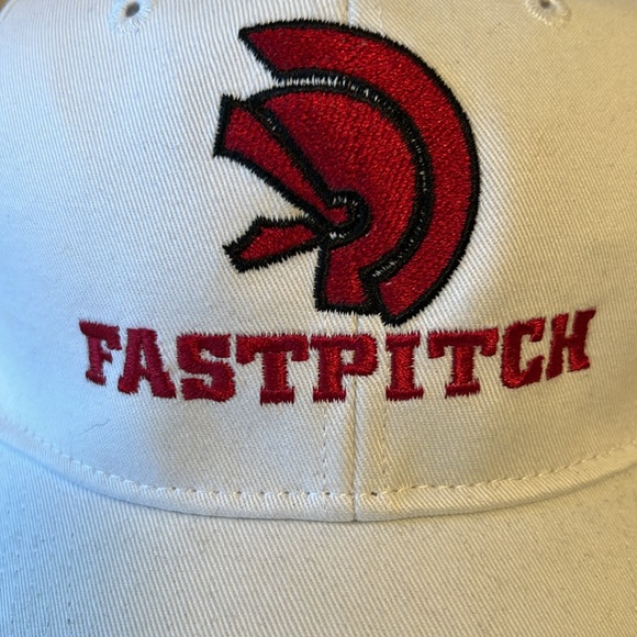 NWT White Fast Pitch cap one size fits softball - Picture 3 of 3